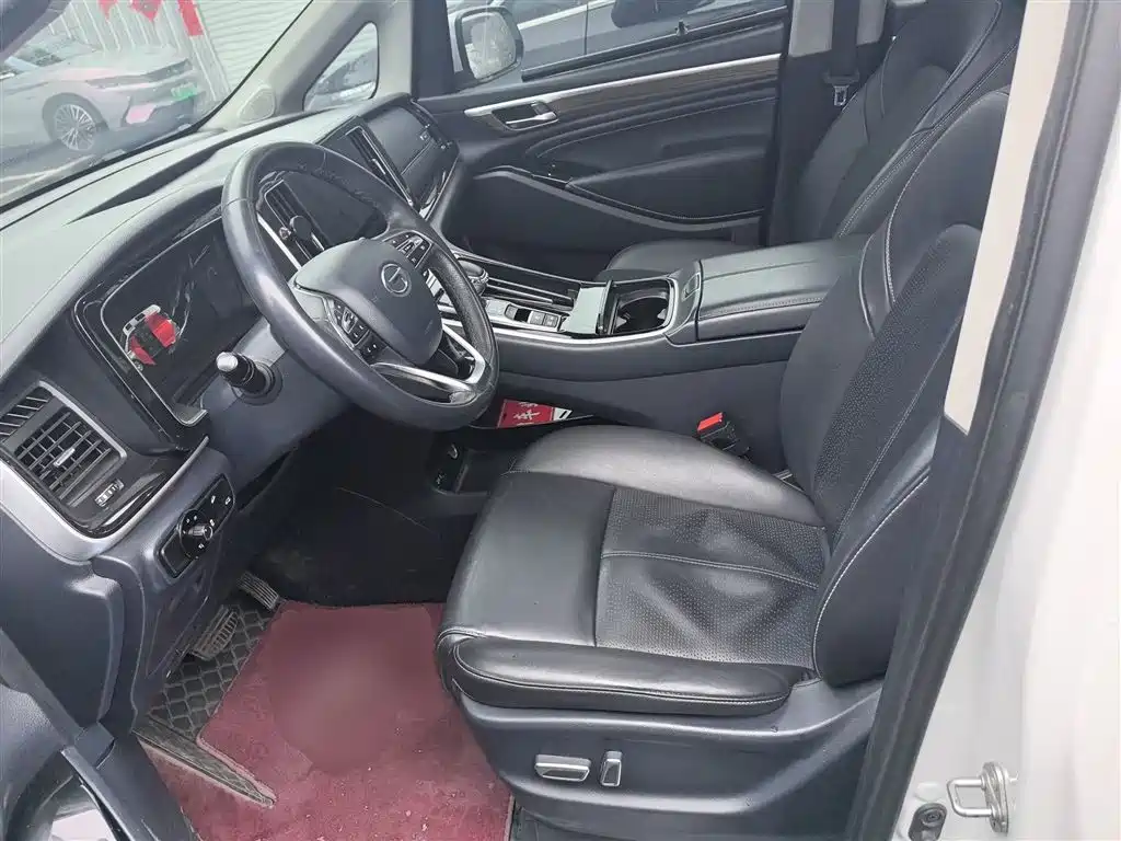 GAC Motor Trumpchi M8 2022 — фото 11