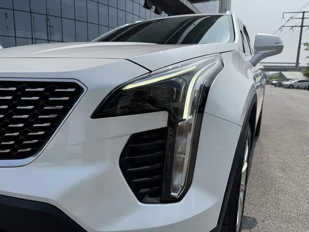 Cadillac XT4 2022 — фото 25