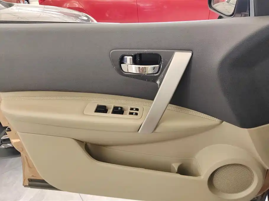 Nissan Qashqai 2011