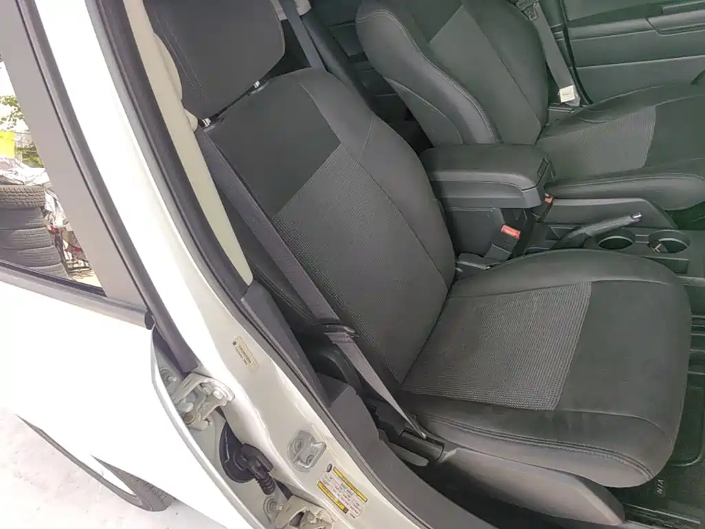 Jeep Compass 2015 — фото 25