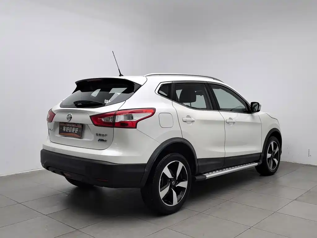Nissan Qashqai 2018 — фото 2