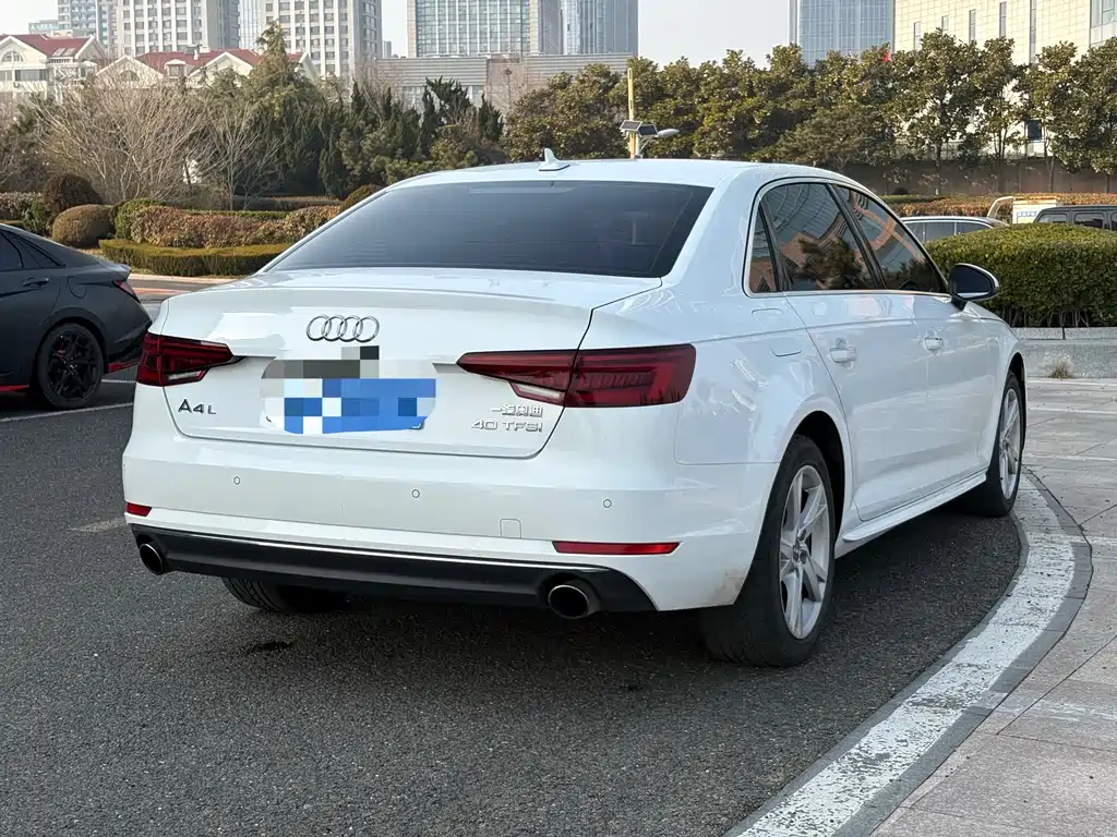Audi A4L 2018 — фото 4