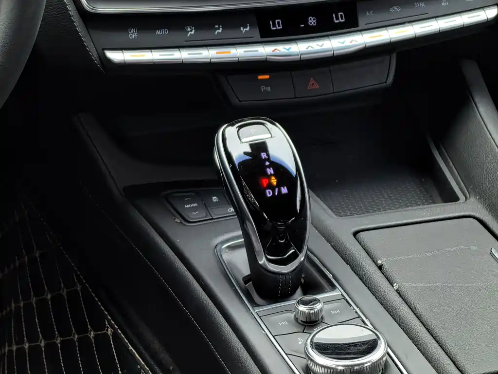 Cadillac CT5 2021 — фото 16