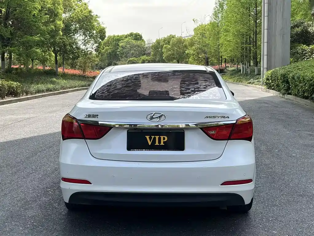 Hyundai Mistra 2015 — фото 5