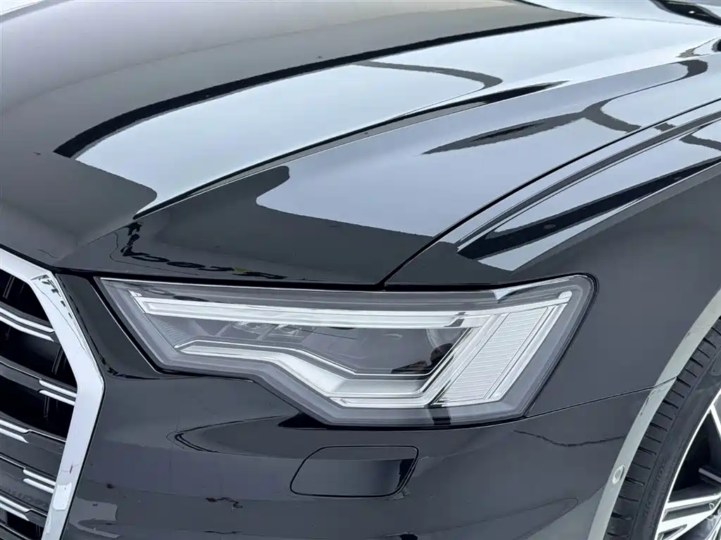 Audi A6L 2025 — фото 13