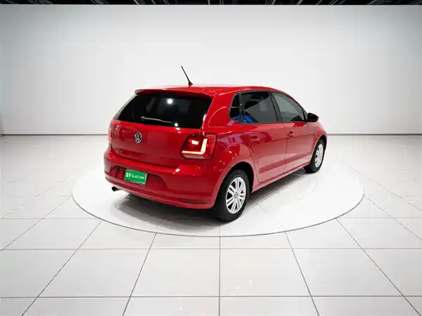 Volkswagen Polo 2016