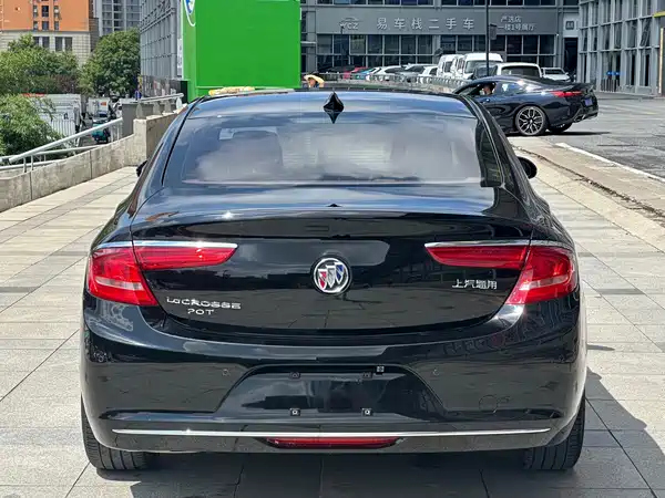Buick LaCrosse 2018