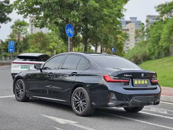 BMW 3 Series 2023