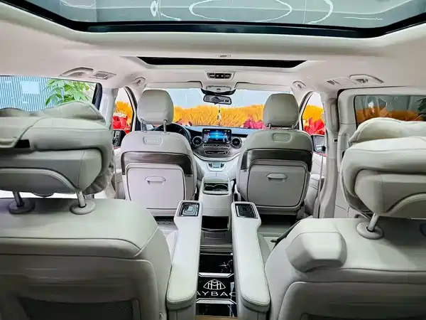 Mercedes-Benz V-Class 2023