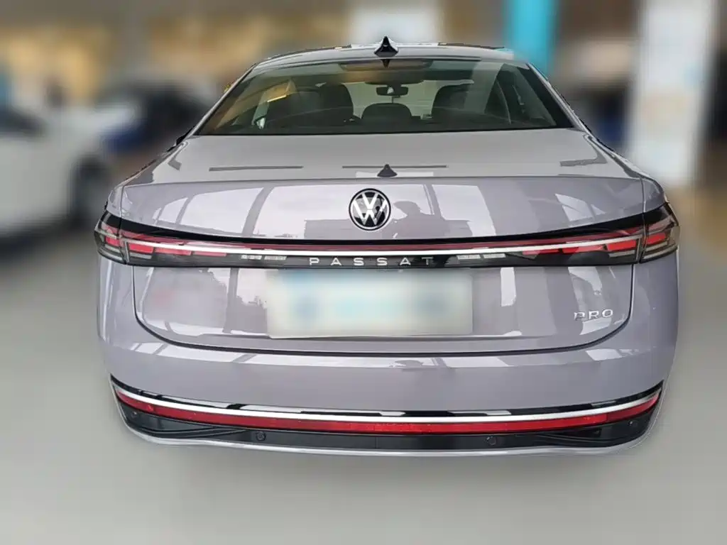 Volkswagen Passat 2024 — фото 10