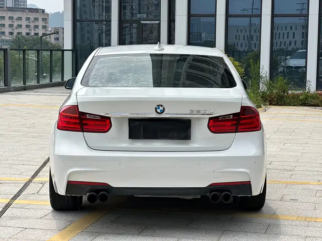 BMW 3 Series 2015 — фото 12