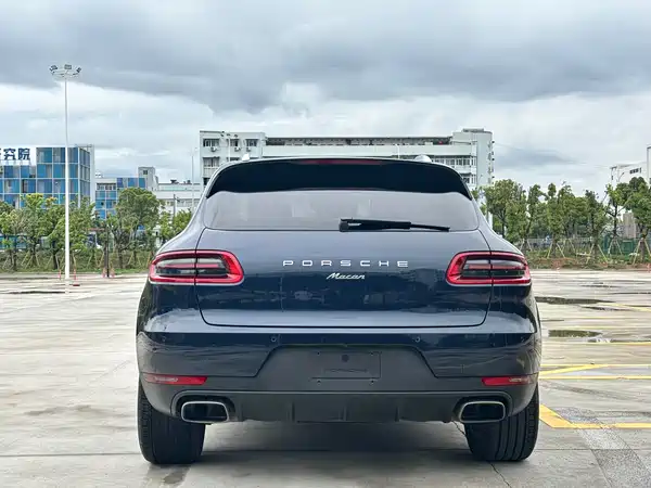 Porsche Macan 2017