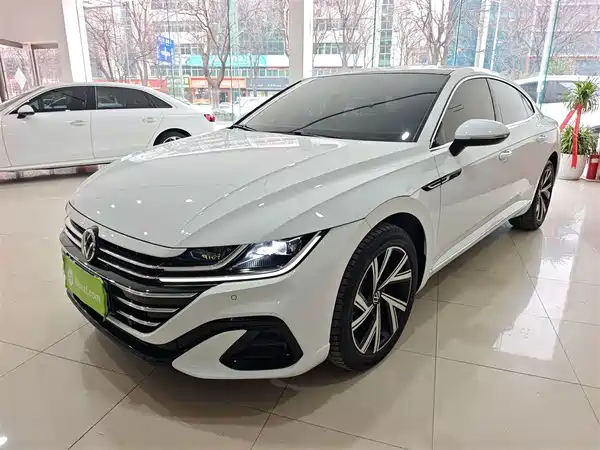 Volkswagen CC 2025