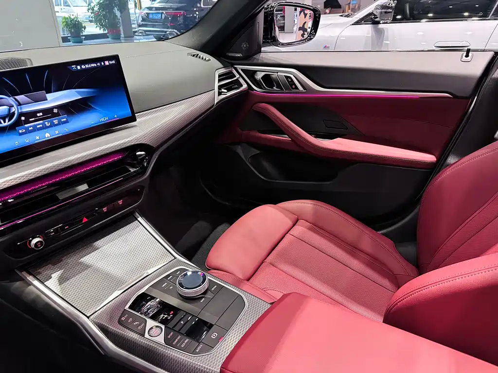 BMW 4 Series 2025 — фото 9