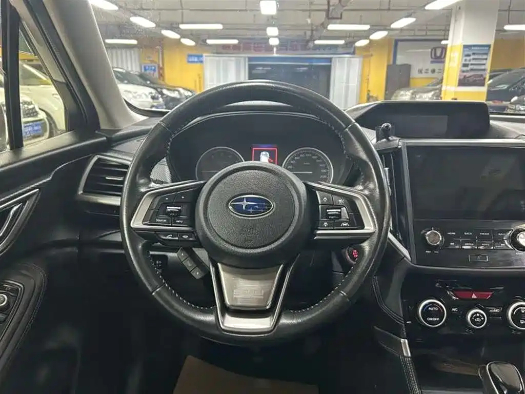 Subaru Forester 2019 — фото 13