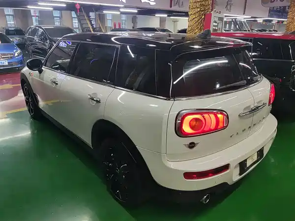 MINI Clubman 2018