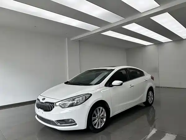 Kia K3 2013