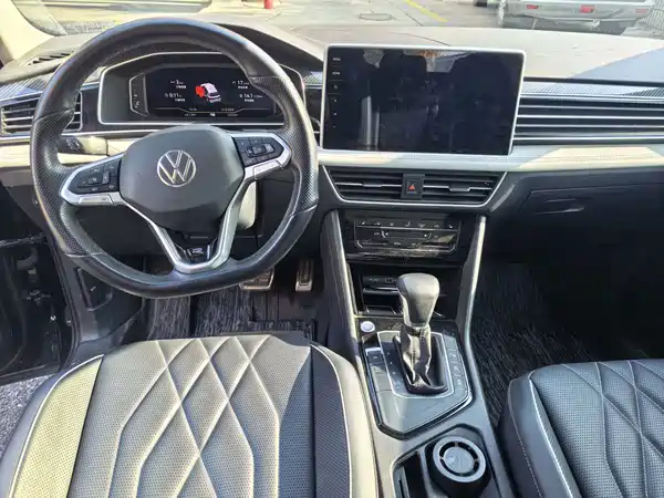 Volkswagen Tiguan L 2024
