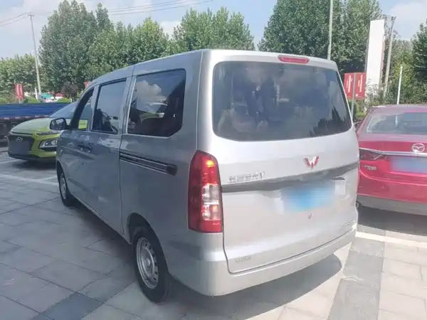 Wuling Hongguang V 2023