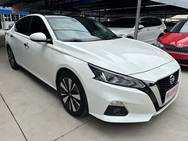 Nissan Teana 2021