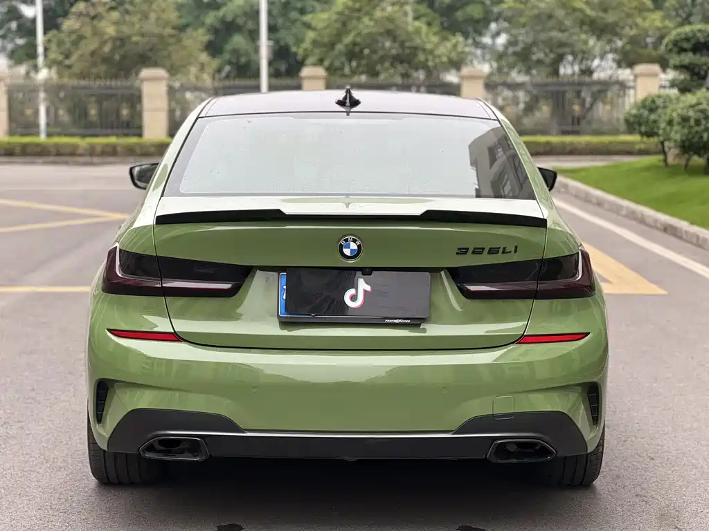 BMW 3 Series 2020 — фото 16