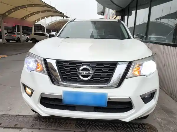 Nissan Terra 2020
