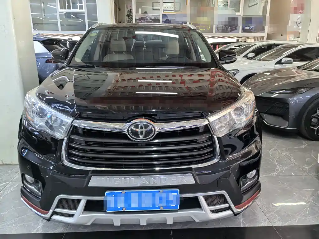 Toyota Highlander 2018 — фото 2