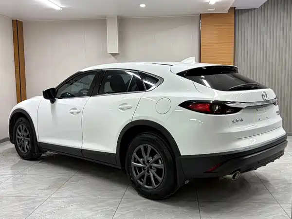 Mazda CX-4 2021