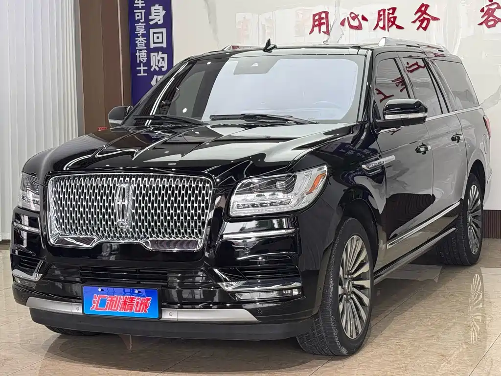 Lincoln Navigator 2019 — фото 1