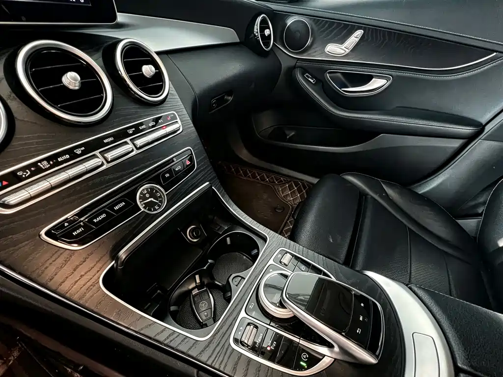 Mercedes-Benz C-Class 2017 — фото 14