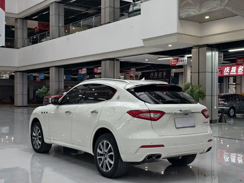 Maserati Levante 2017 — фото 5
