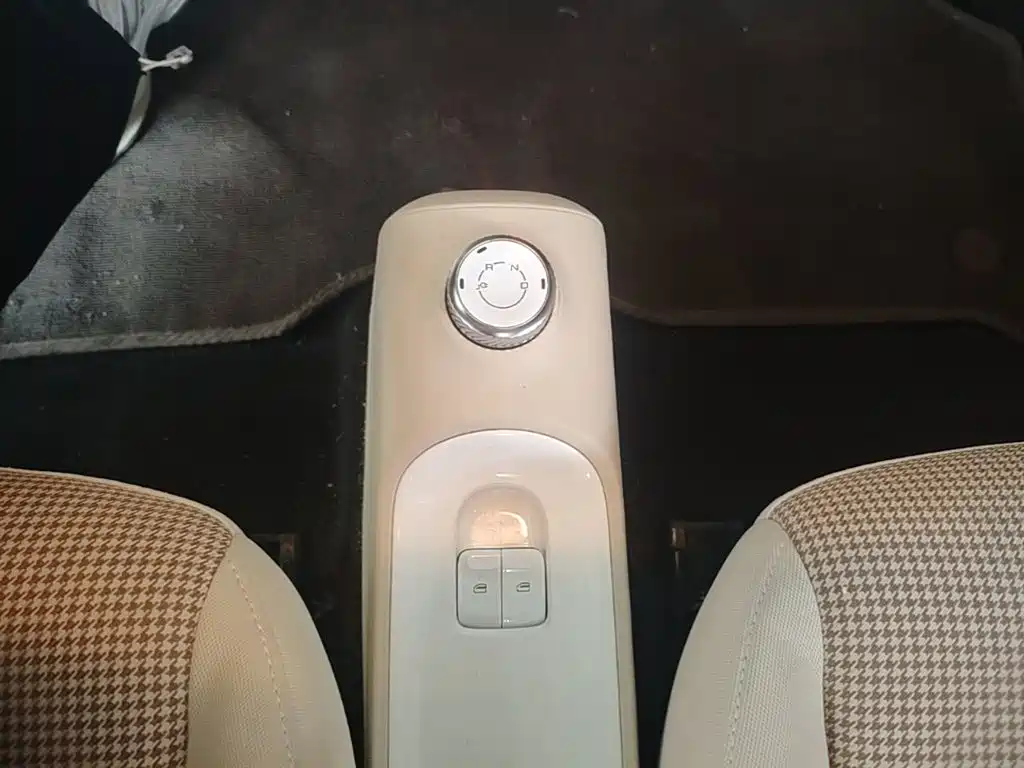 Wuling MINIEV 2024 — фото 14