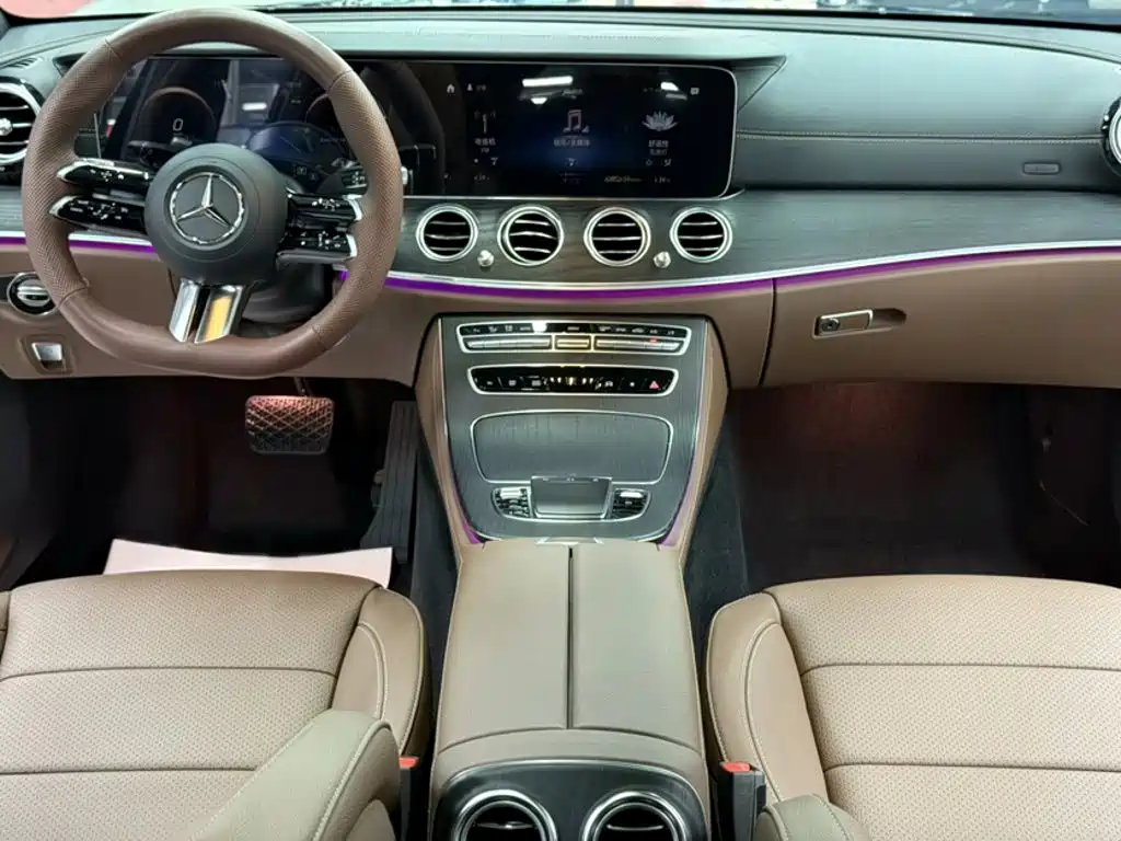 Mercedes-Benz E-Class 2023 — фото 9