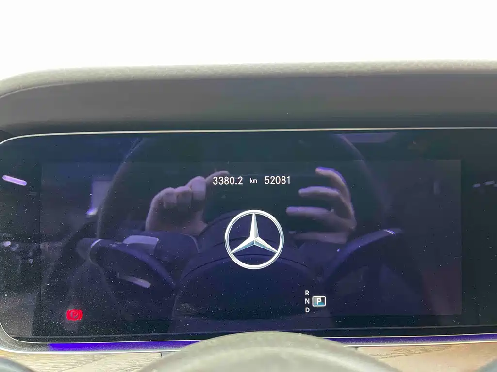 Mercedes-Benz E-Class 2021 — фото 10