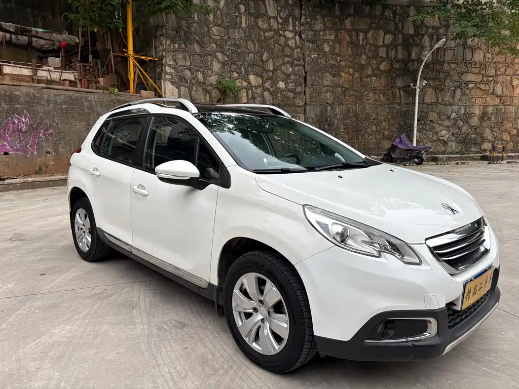 Peugeot 2008 2015 — фото 2