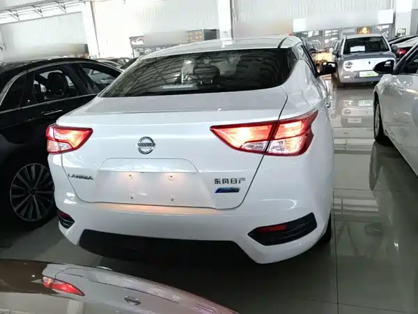 Nissan Bluebird 2018