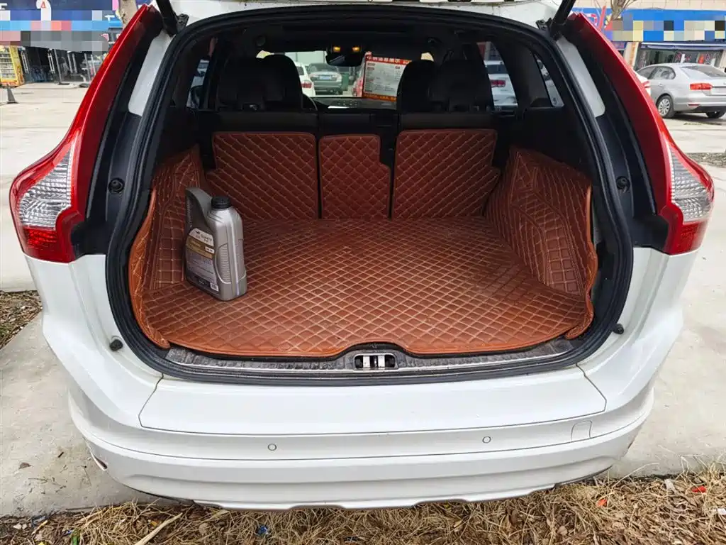 Volvo XC60 2015 — фото 15