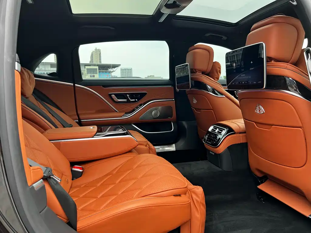 Mercedes-Benz S-Class 2025 — фото 15