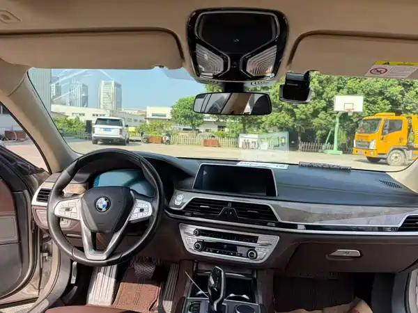 BMW 7 Series 2020