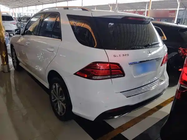 Mercedes-Benz GLE 2017