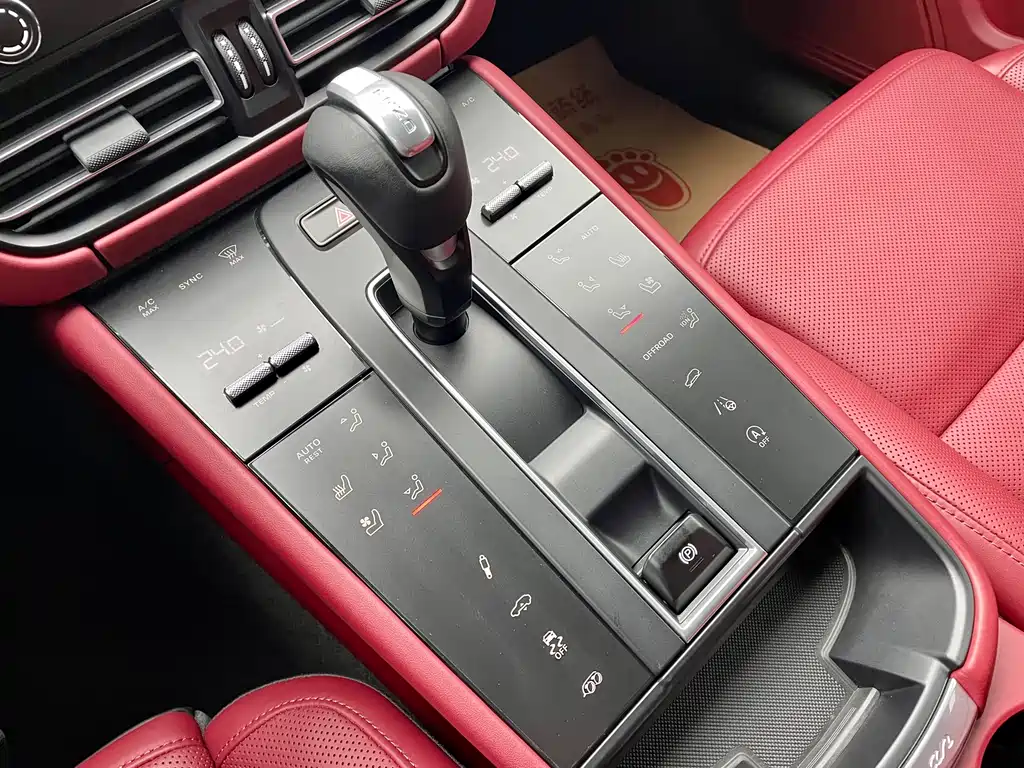 Porsche Macan 2022 — фото 7