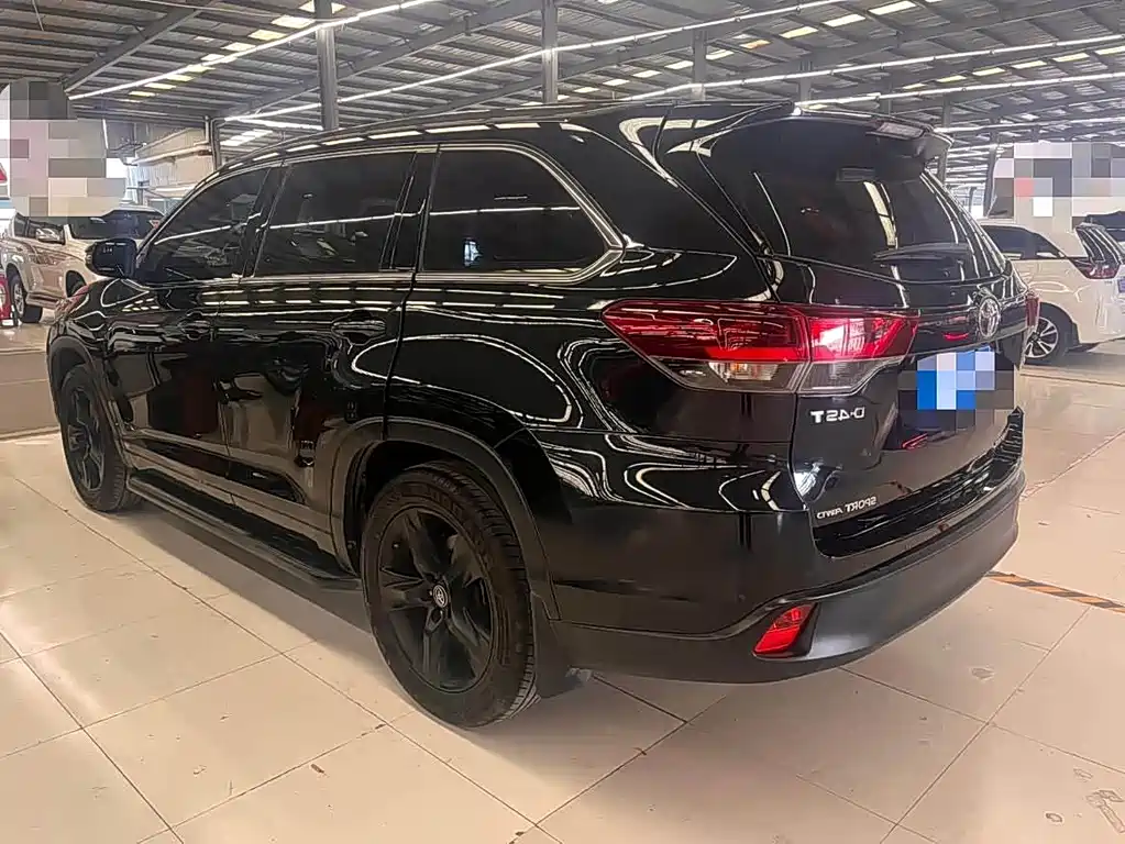 Toyota Highlander 2021 — фото 15