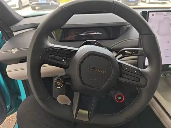 Xiaomi SU7 2024