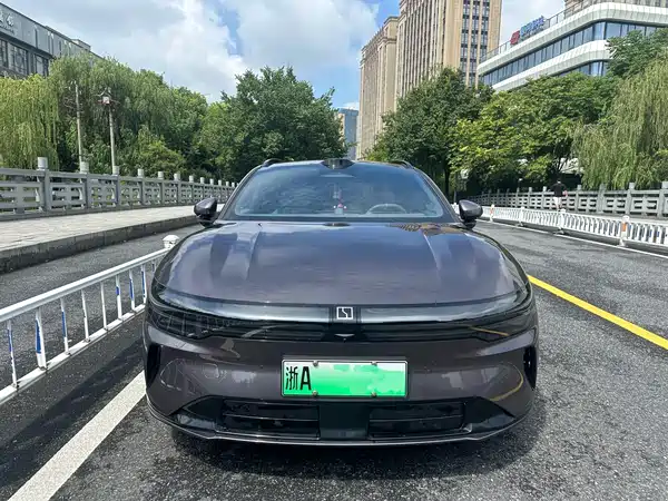 Zeekr 007GT 2025