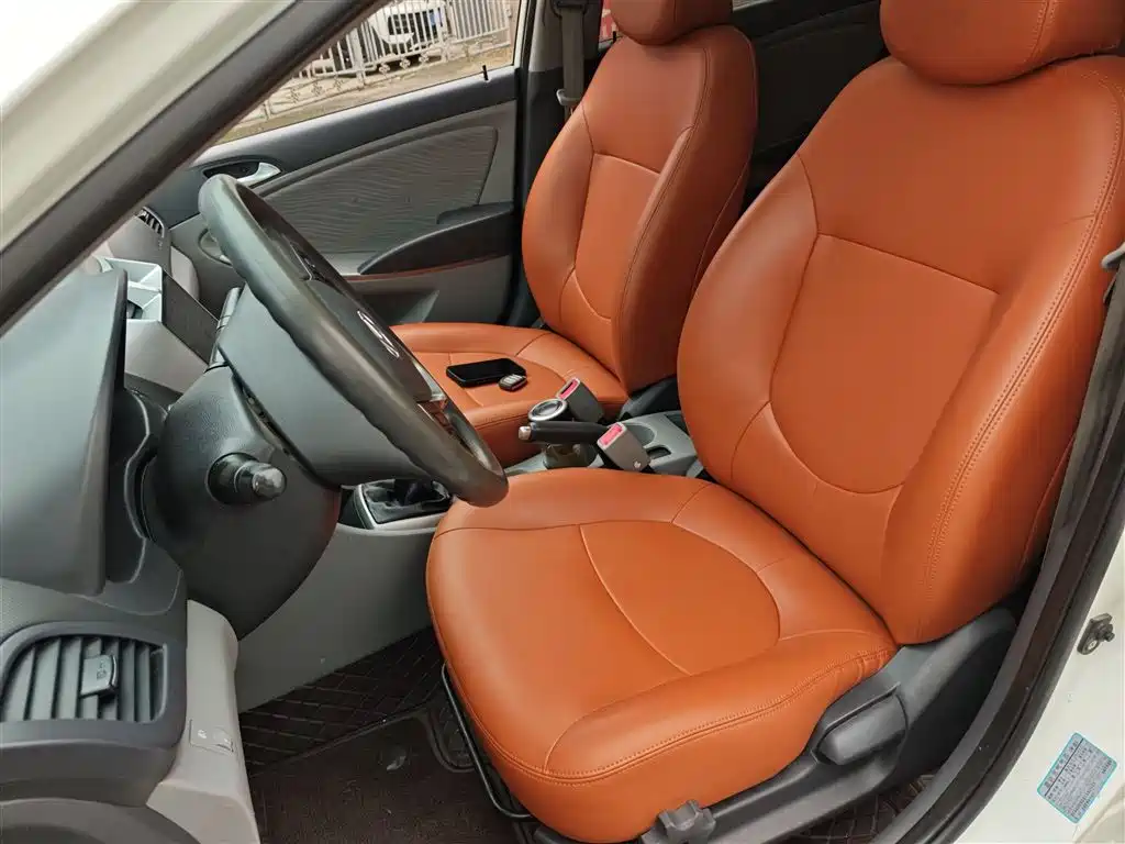 Hyundai Verna 2016 — фото 15