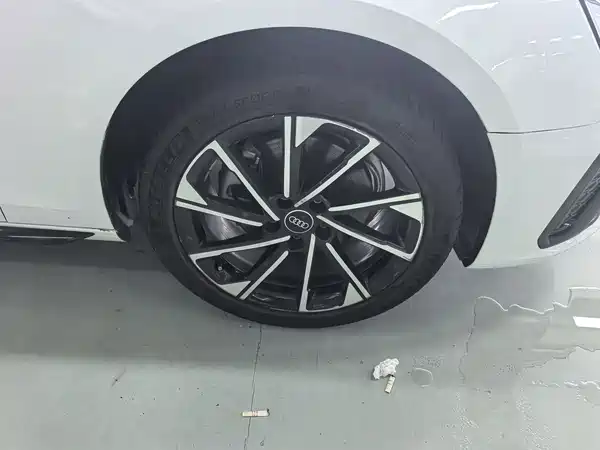 Audi A4L 2024