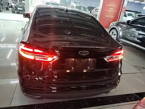 Ford Mondeo 2021