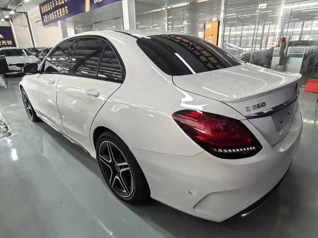 Mercedes-Benz C-Class 2021 — фото 12