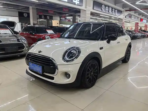 MINI MINI 2021