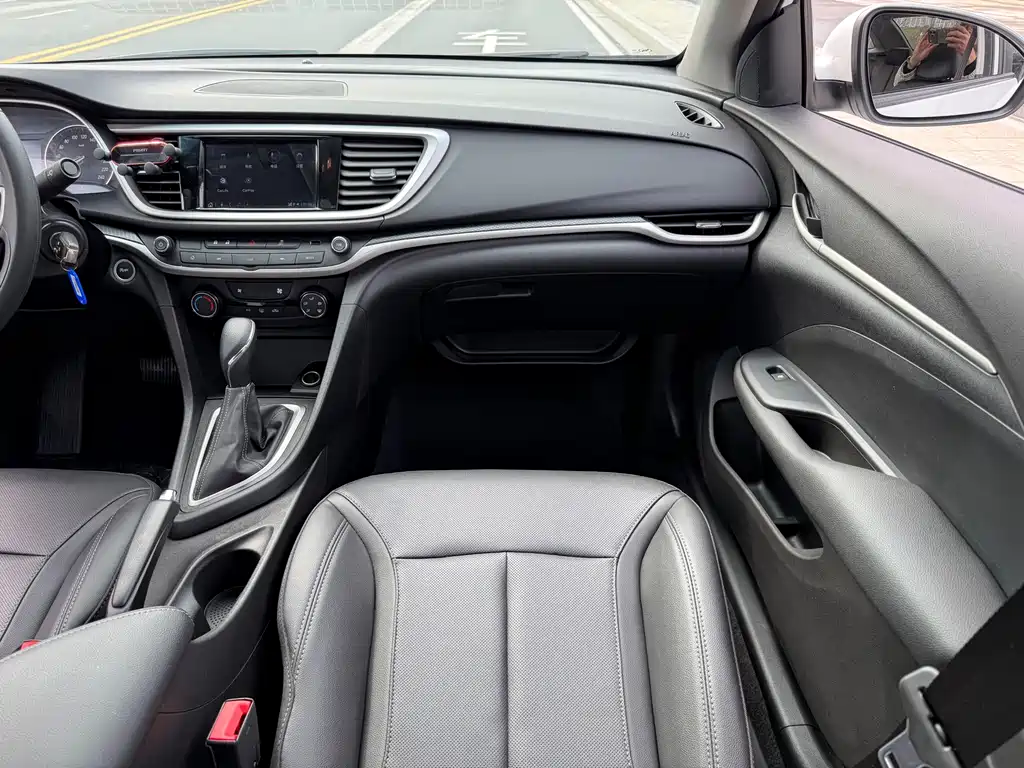 Buick Excelle 2022 — фото 16